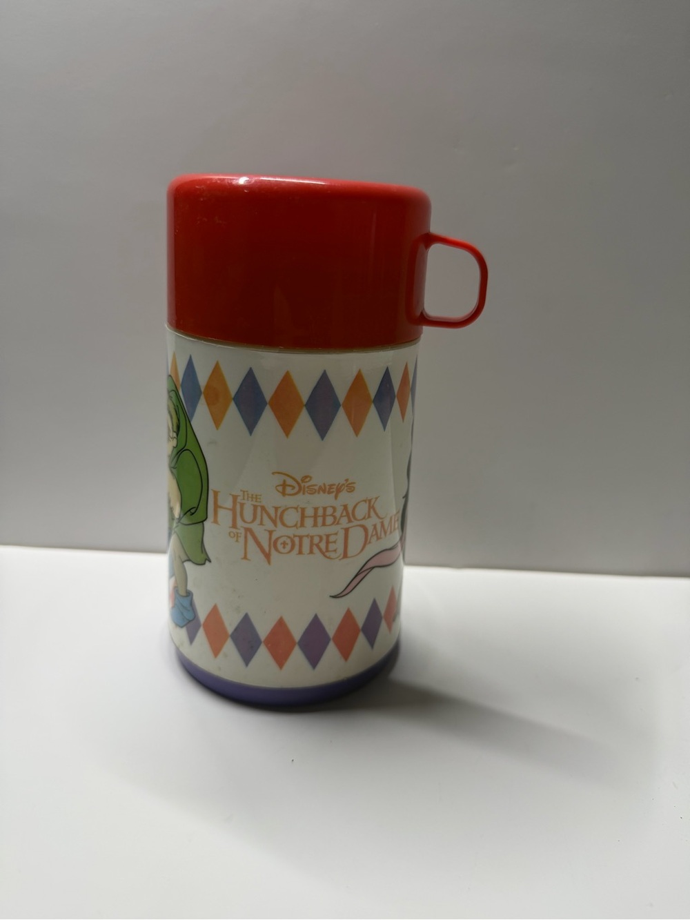 Disney Hunchback of Notre Dame Aladdin Insulated Thermos Plastic Red